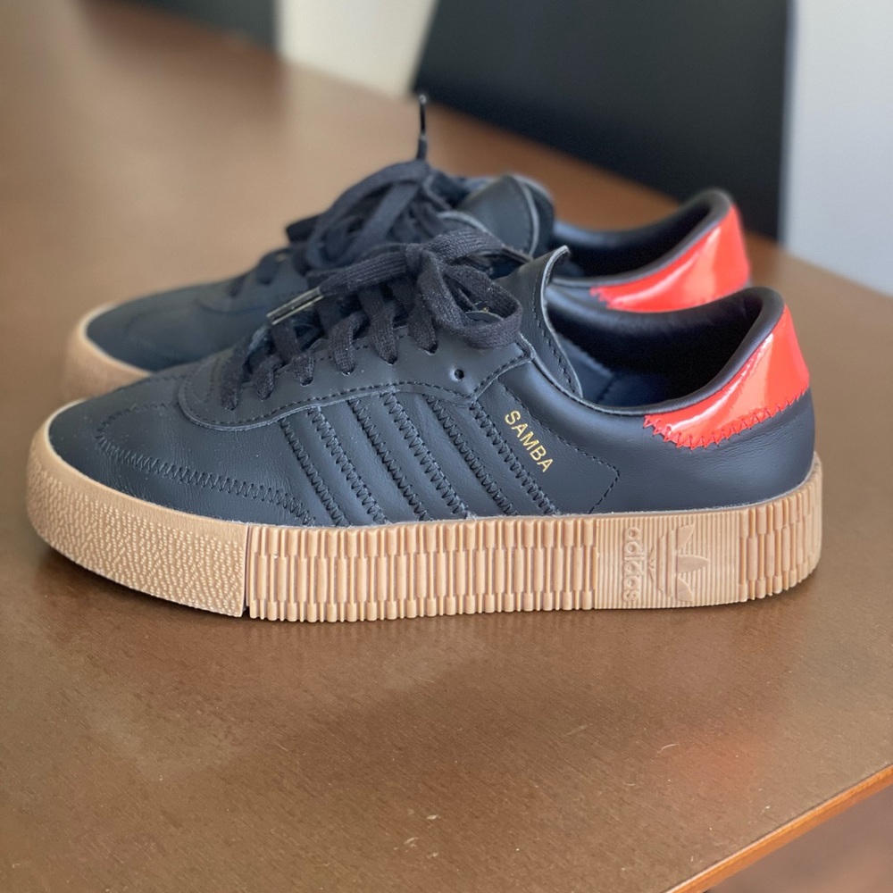 ADIDAS Samba Sneakers